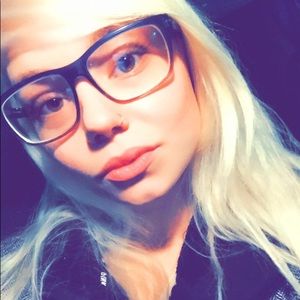 Meet your Posher, Brandy